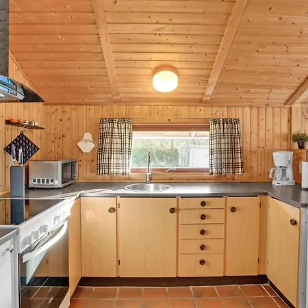 Gorgeous In With Kitchen בית נופש